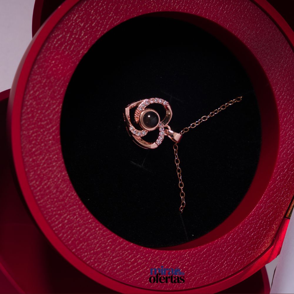Regalo Romántico Rosa Eterna con Collar “Te Amo en 100 Idiomas” – Caja de Regalo Incluida